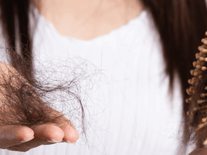 Czy to już łysienie, czy tylko chwilowe wypadanie włosów?